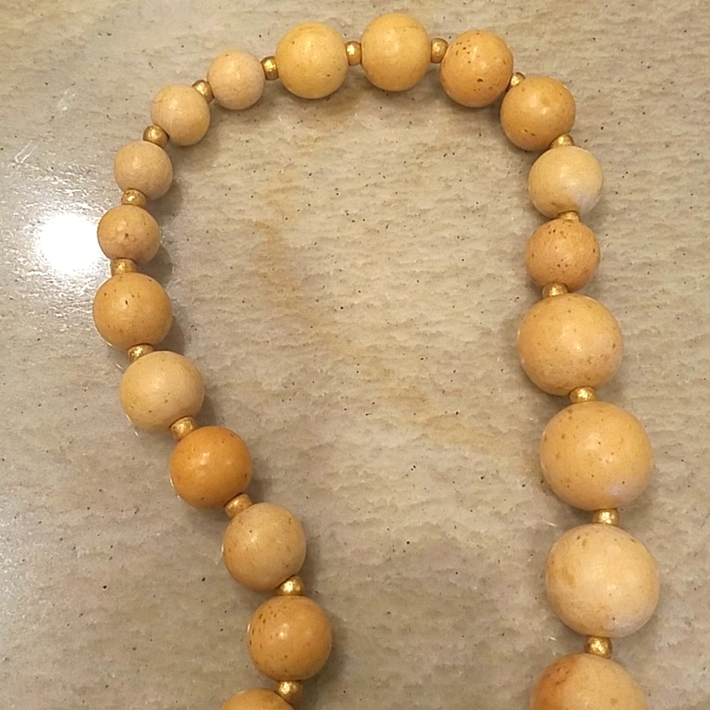 Stunning necklace